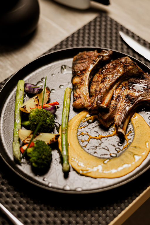 Exquisite Dining